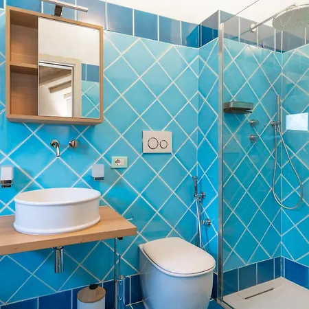 Mansion On The Hill אולביה